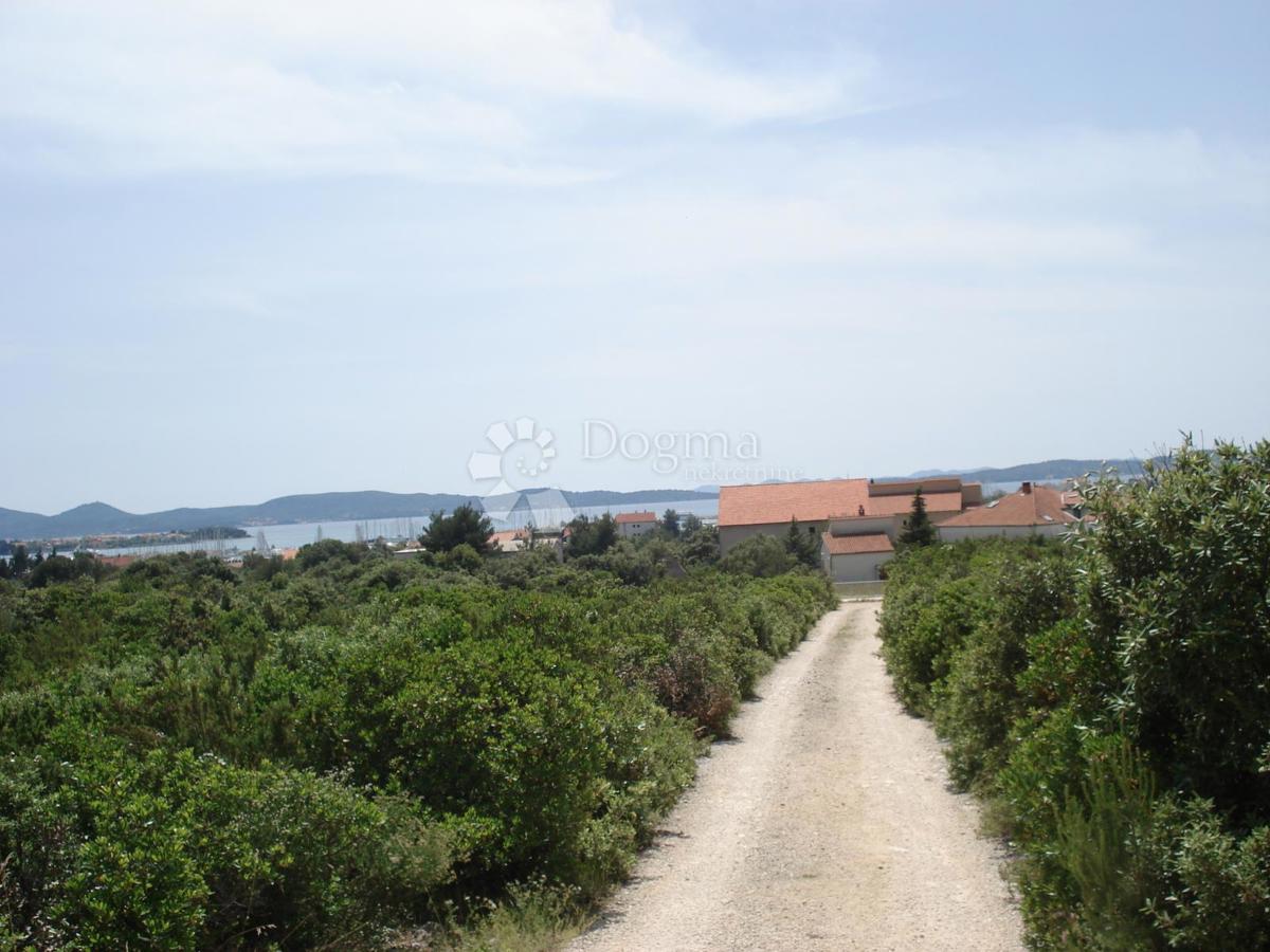 Terreno edificabile Sukošan, 11.845m2