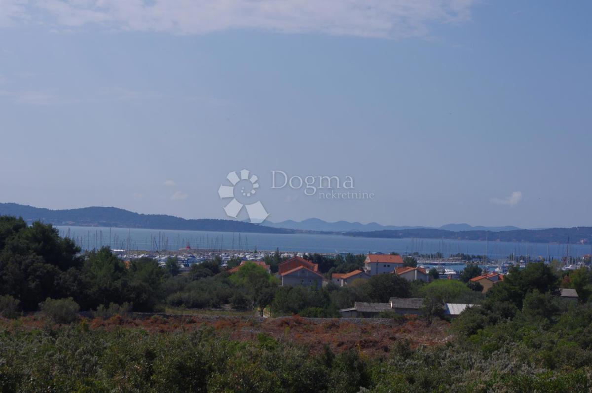 Terreno edificabile Sukošan, 11.845m2