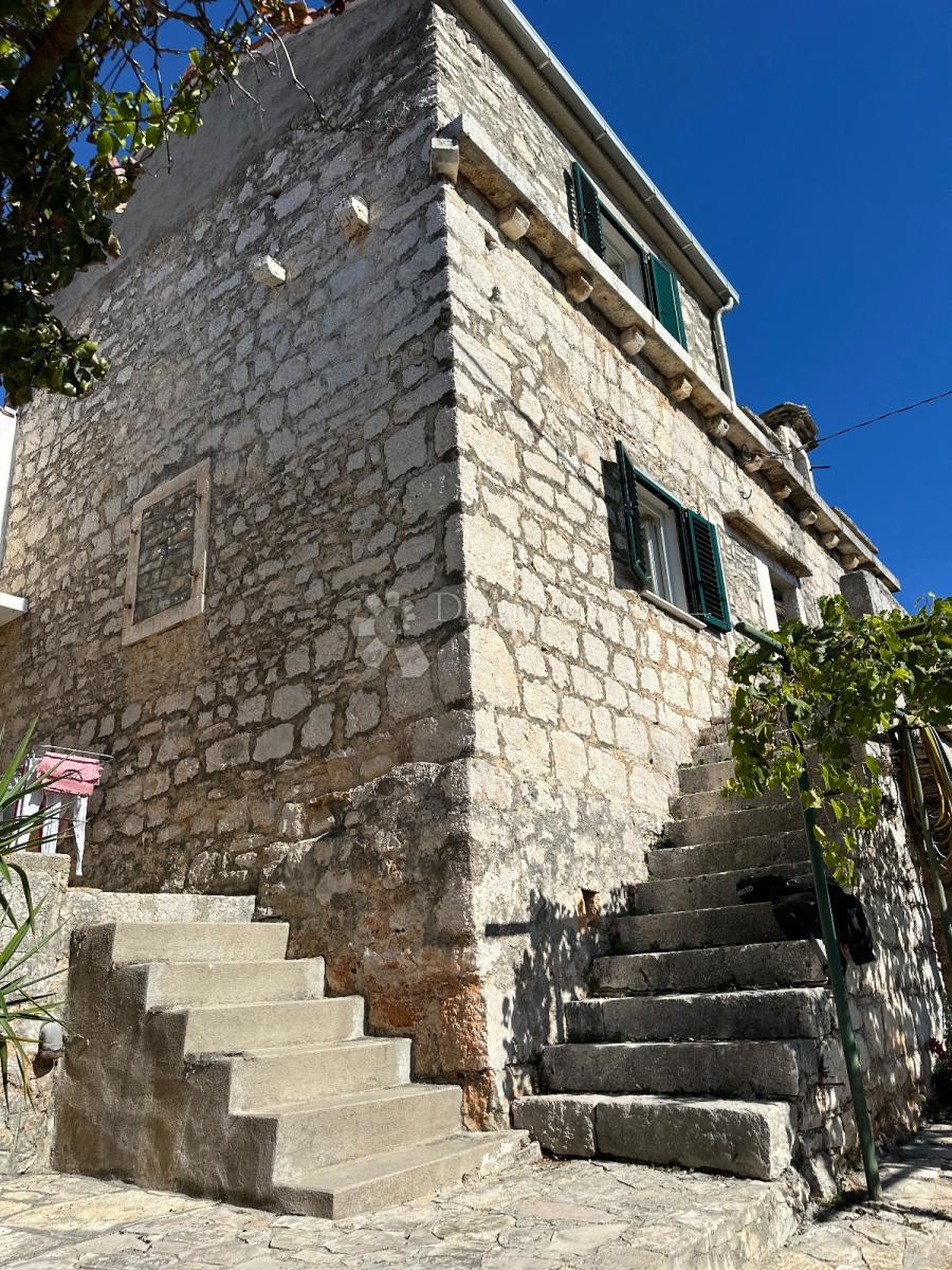 Casa Donje Selo, Šolta, 86m2