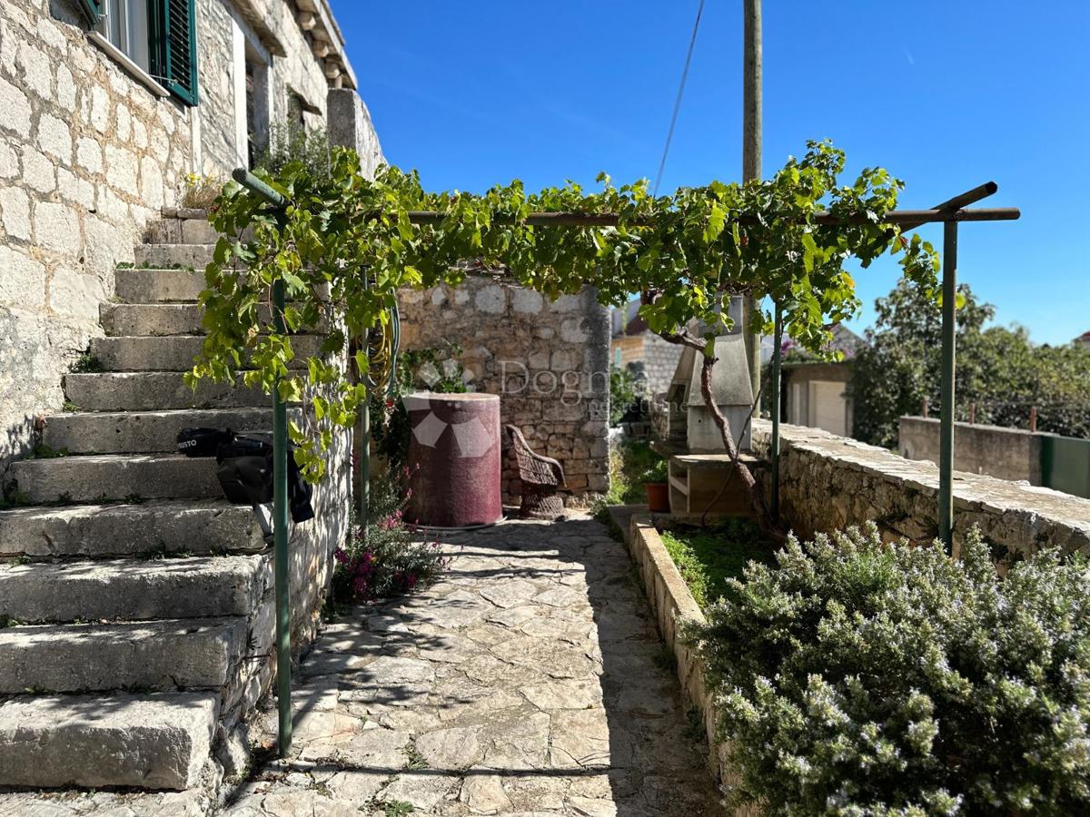 Casa Donje Selo, Šolta, 86m2