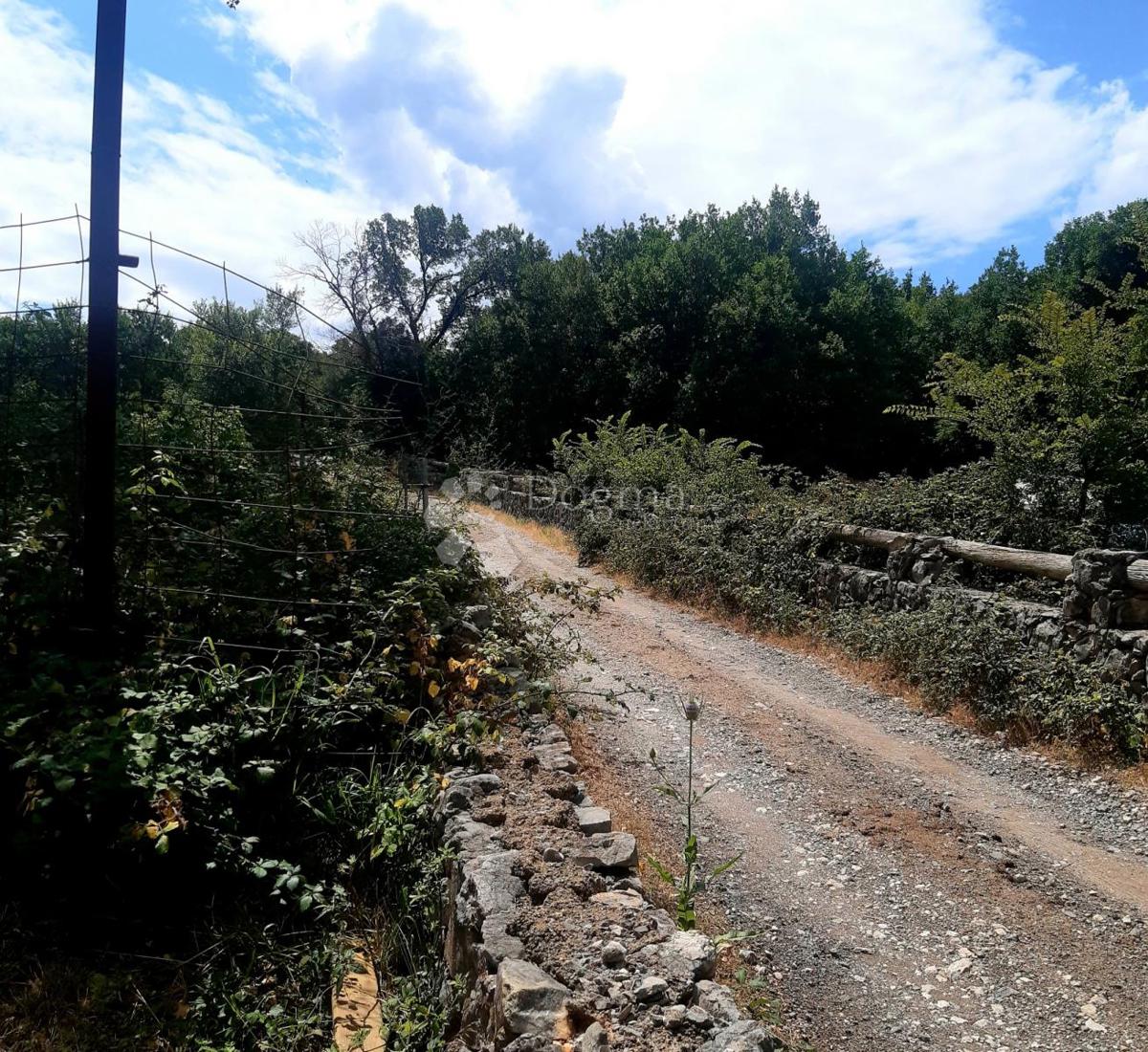 Terreno agricolo Novi Vinodolski, 996m2