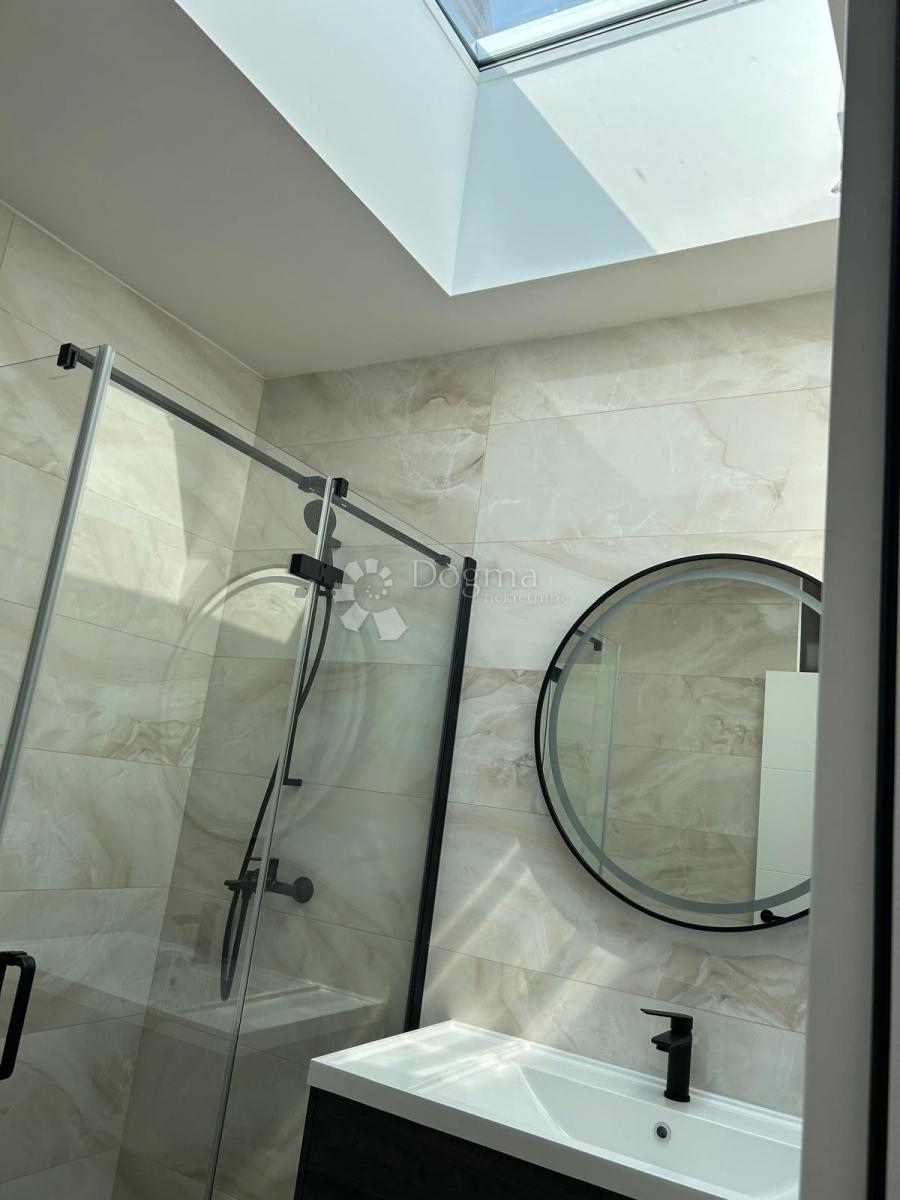 Allogio Šimuni, Pag, 94,64m2