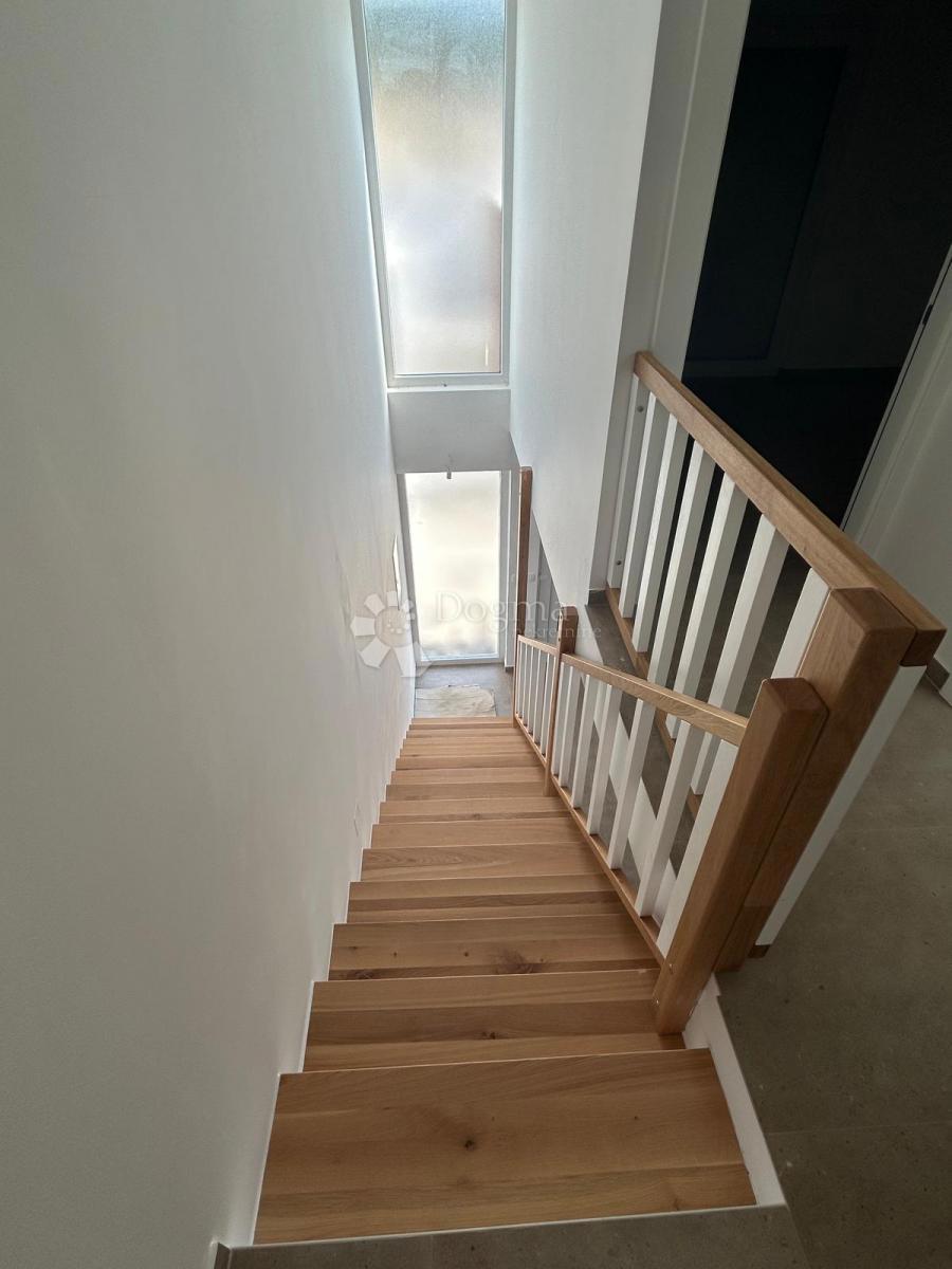 Allogio Šimuni, Pag, 94,64m2