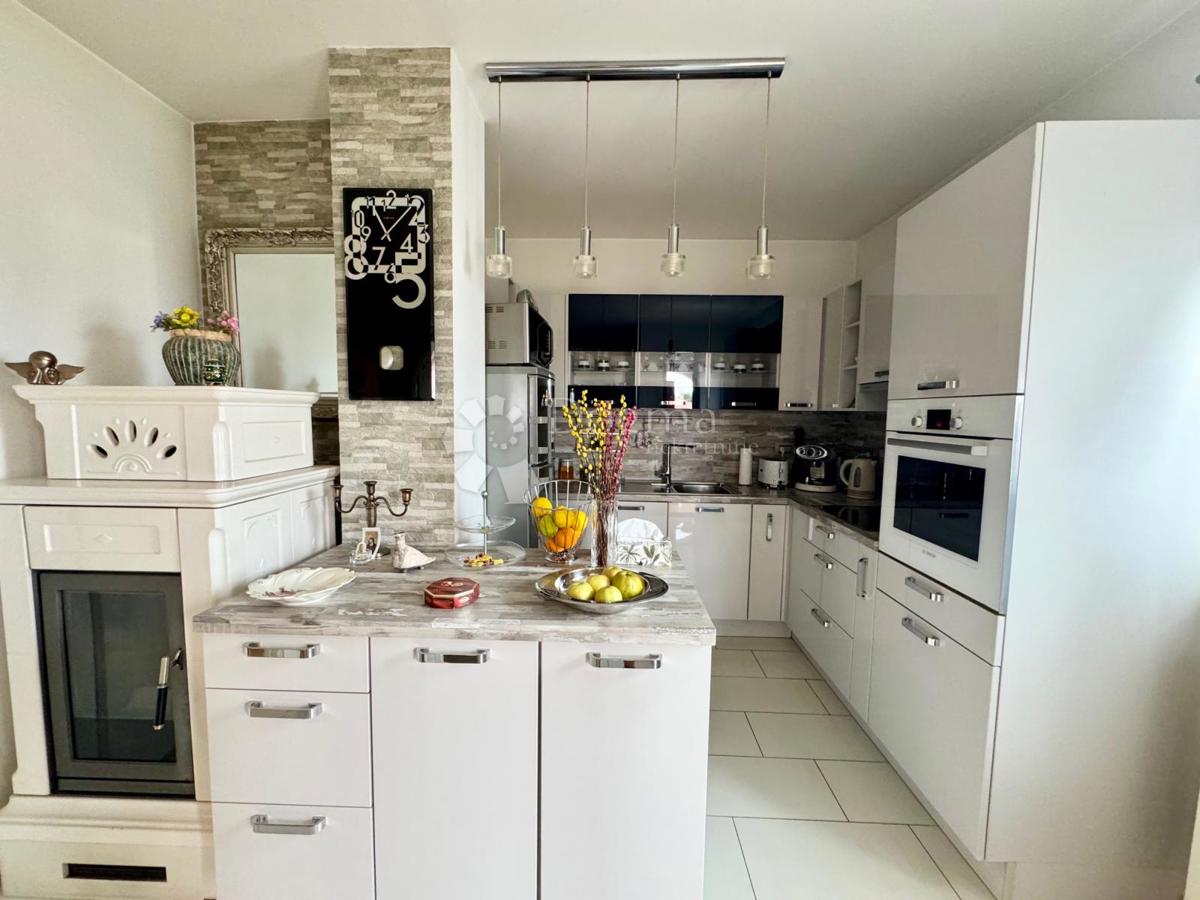 Casa Marinići, Viškovo, 853m2