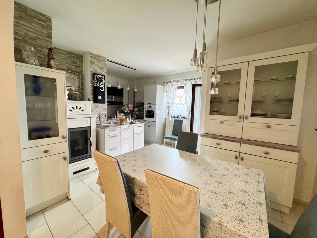 Casa Marinići, Viškovo, 853m2