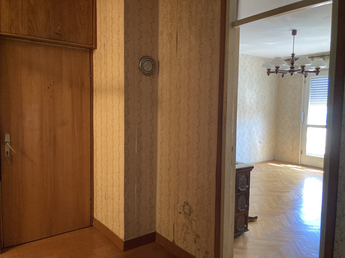 Appartamento spazioso e luminoso in un tranquillo quartiere residenziale – Zara, Bulevar