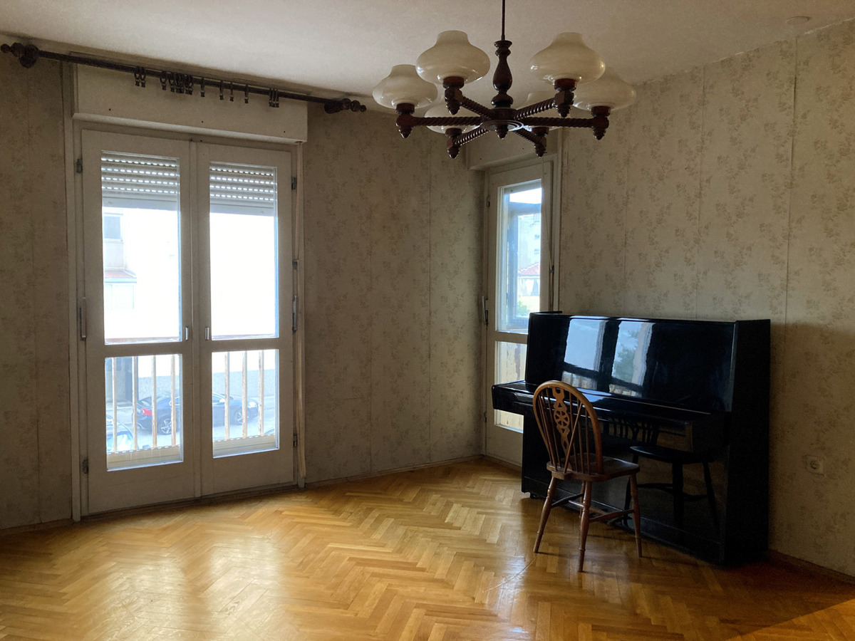 Appartamento spazioso e luminoso in un tranquillo quartiere residenziale – Zara, Bulevar