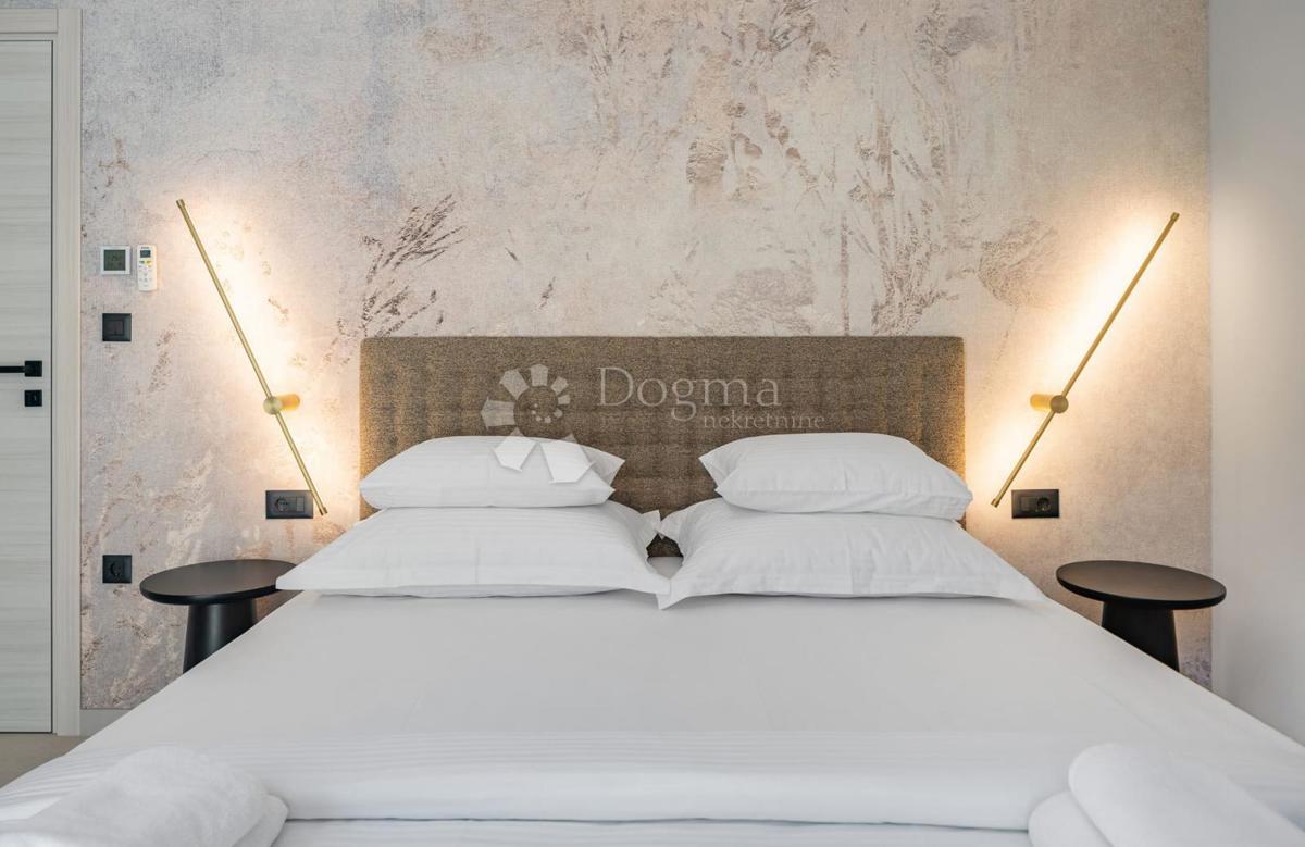 Casa Podstrana, 243,70m2