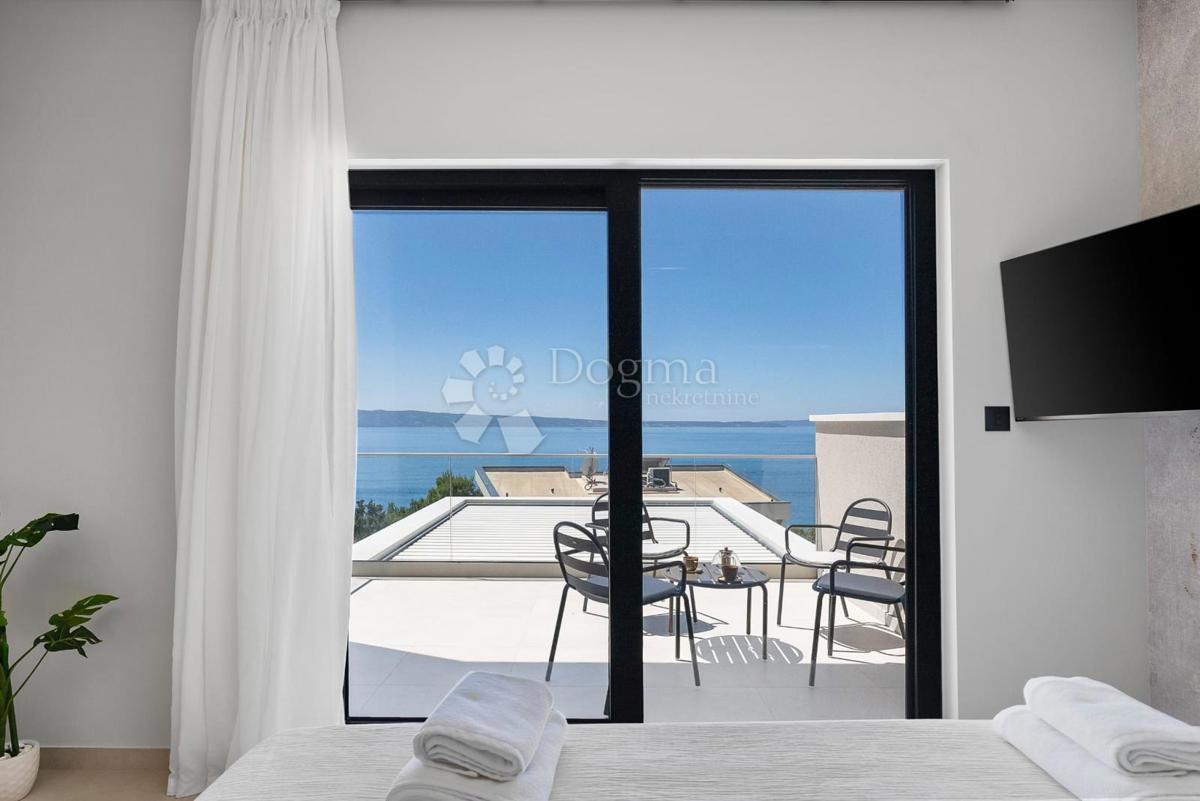 Casa Podstrana, 243,70m2