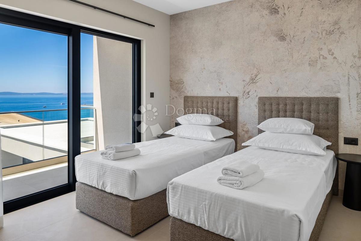 Casa Podstrana, 243,70m2