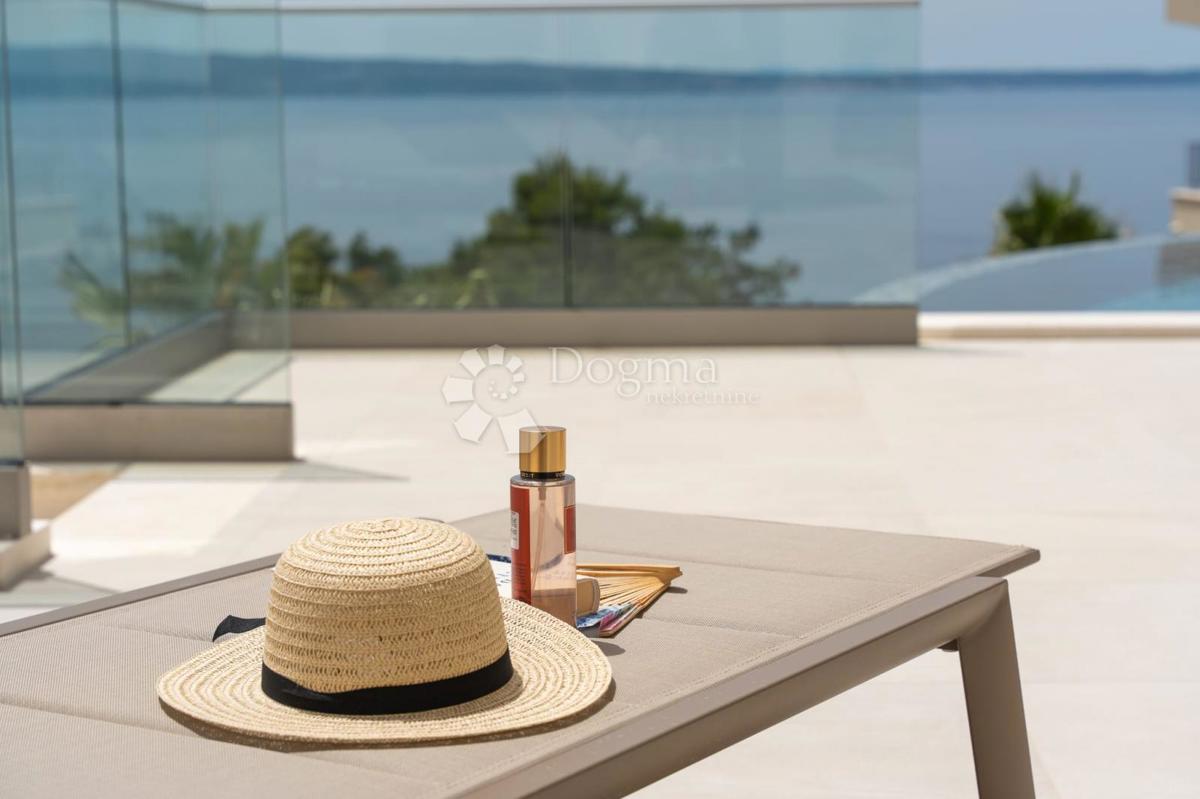 Casa Podstrana, 243,70m2