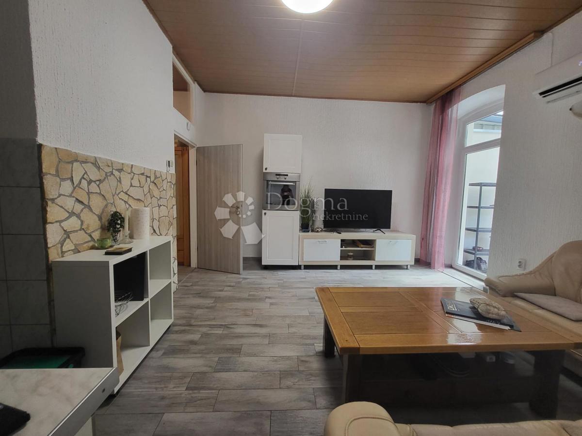 Allogio Stoja, Pula, 111,16m2