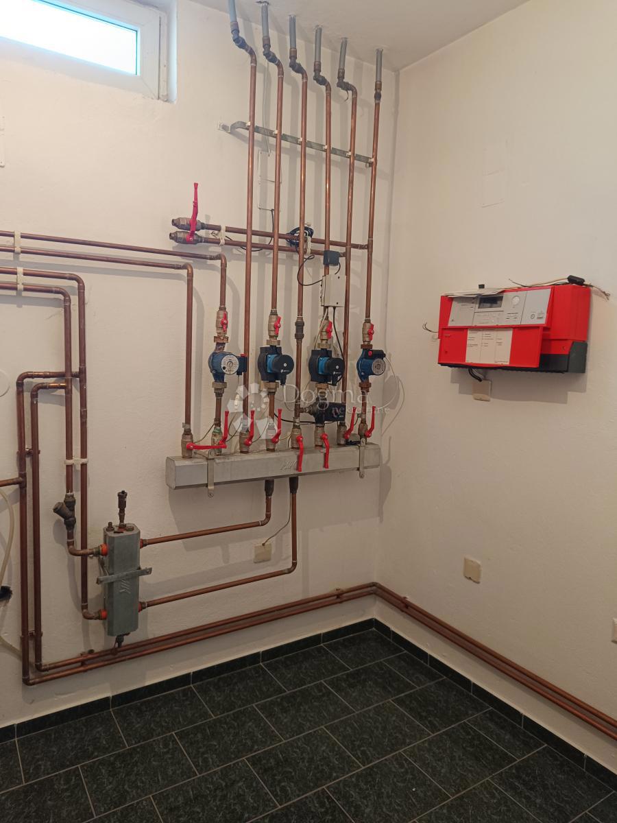 Casa Centar, Vinkovci, 705m2