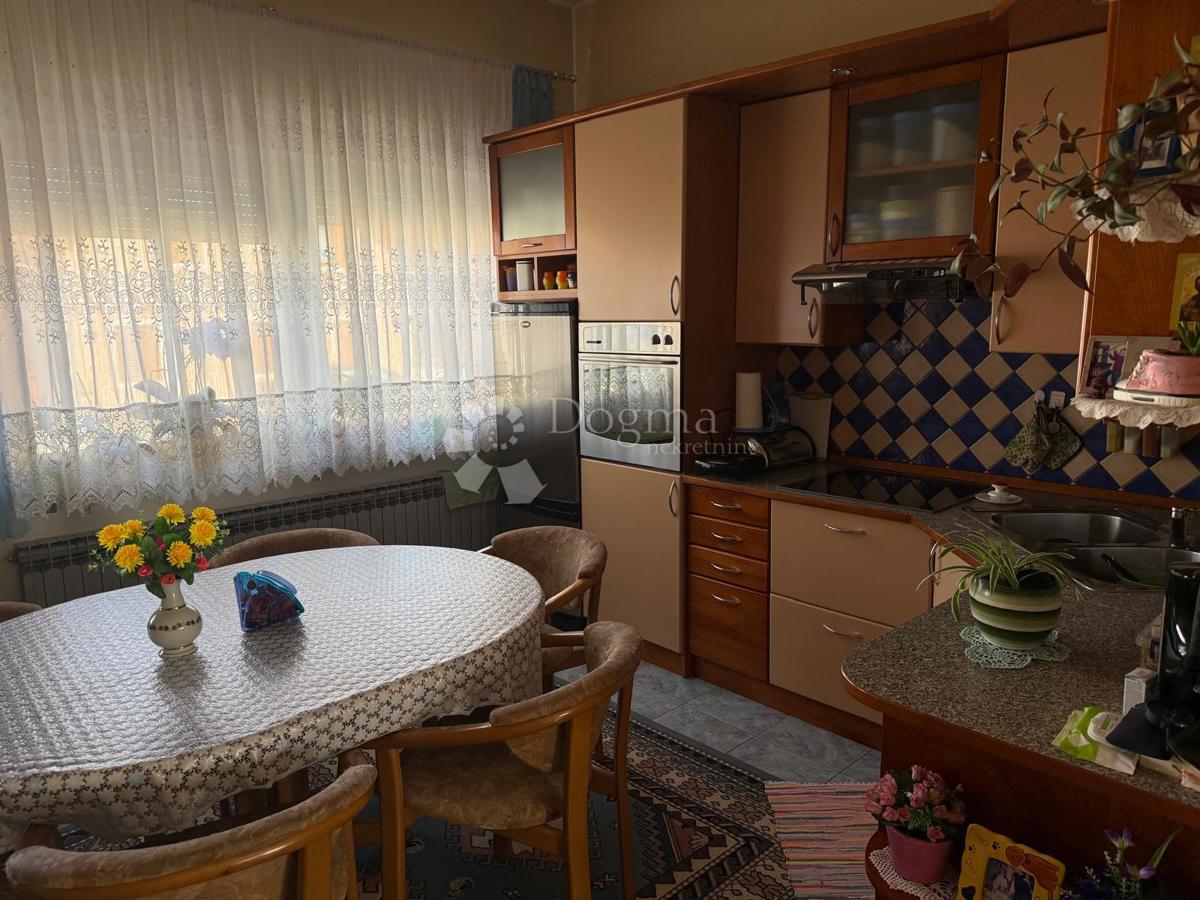 Casa Trnovec, Trnovec Bartolovečki, 290m2