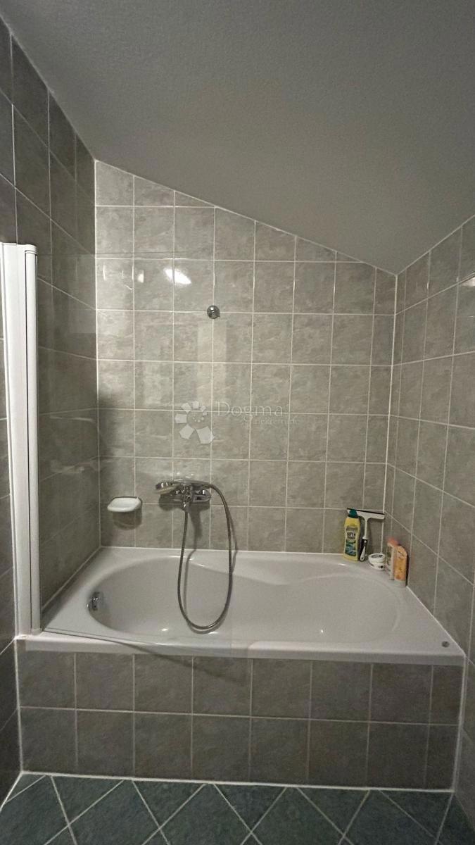 Allogio Štinjan, Pula, 64,28m2