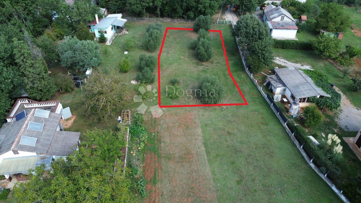 Terreno Loborika, Marčana, 658m2