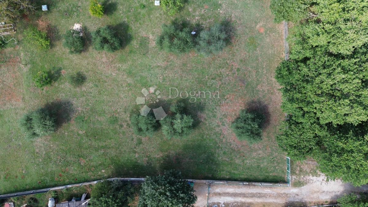 Terreno Loborika, Marčana, 658m2