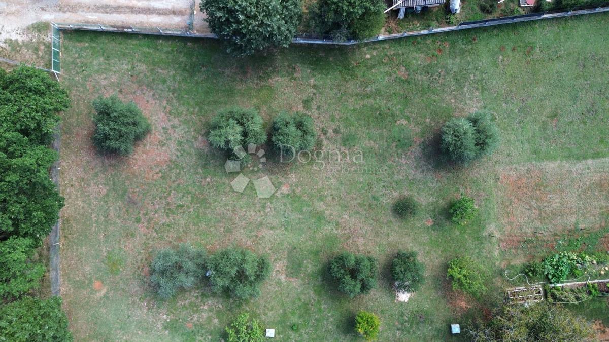 Terreno Loborika, Marčana, 658m2