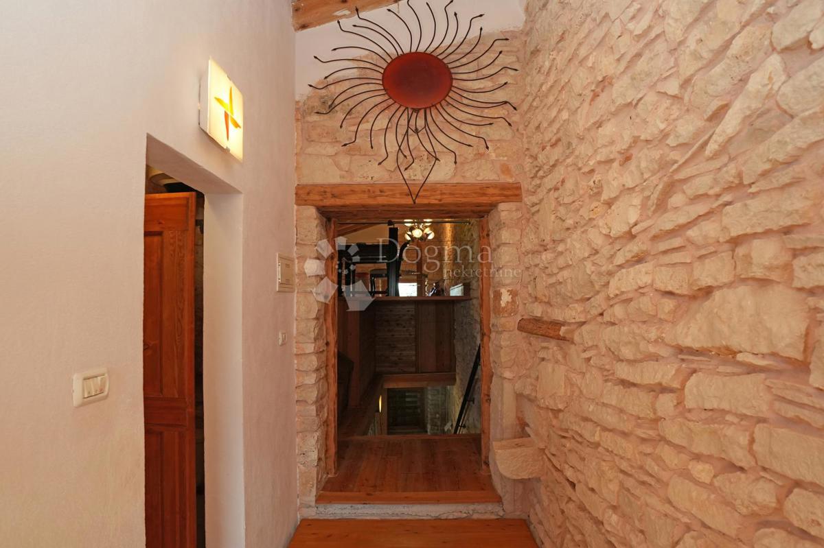 Casa Krnica, Marčana, 210m2