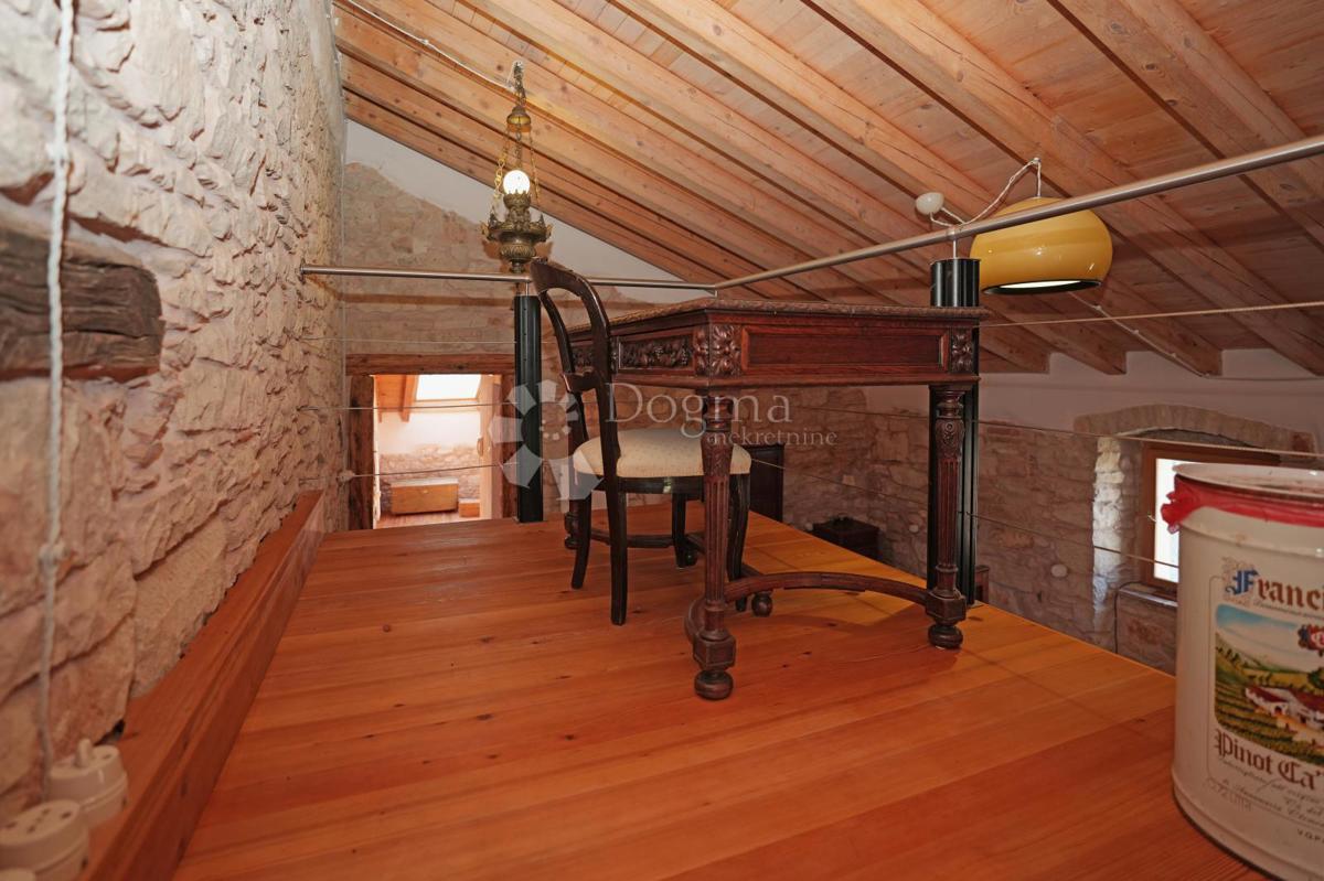 Casa Krnica, Marčana, 210m2