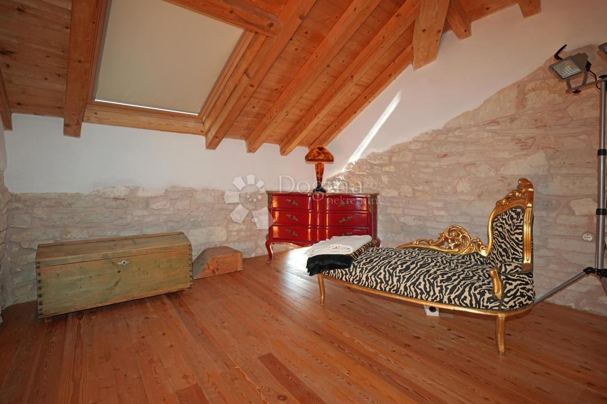 Casa Krnica, Marčana, 210m2