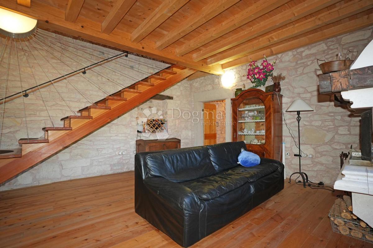 Casa Krnica, Marčana, 210m2