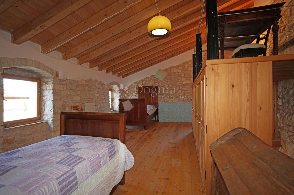 Casa Krnica, Marčana, 210m2