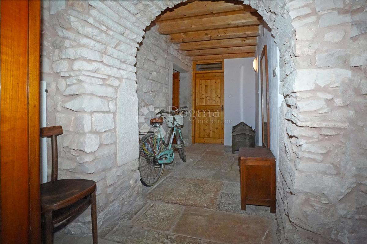 Casa Krnica, Marčana, 210m2