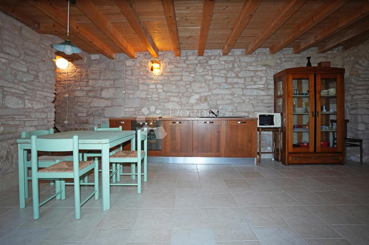 Casa Krnica, Marčana, 210m2