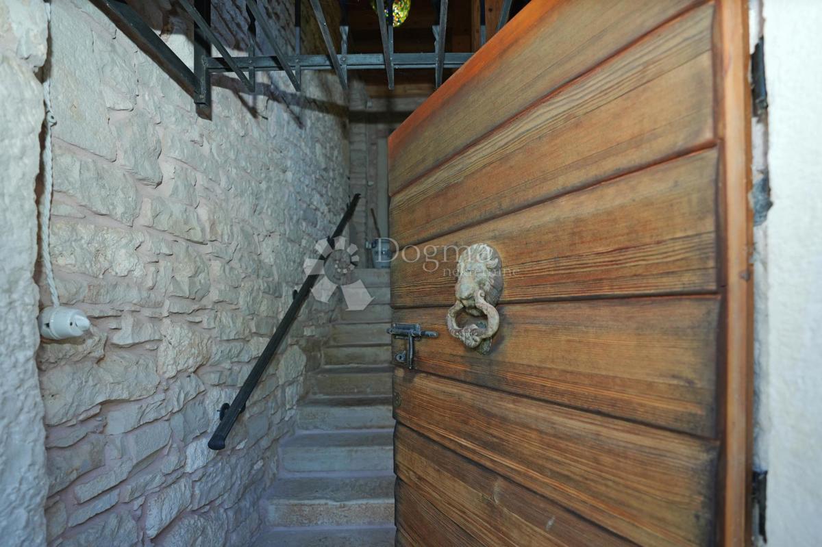 Casa Krnica, Marčana, 210m2