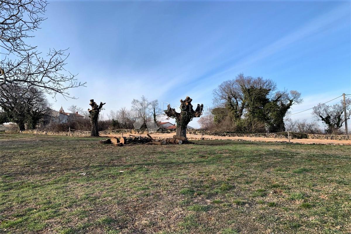 Terreno edificabile Krnica, Marčana, 861m2