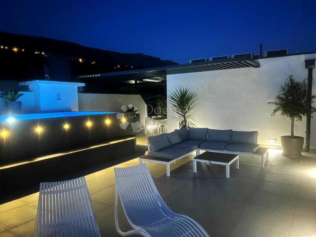 Allogio Podstrana, 135m2