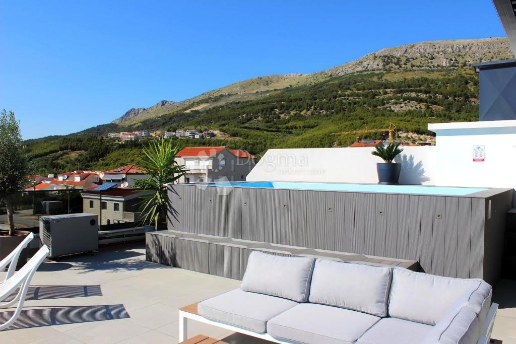 Allogio Podstrana, 135m2