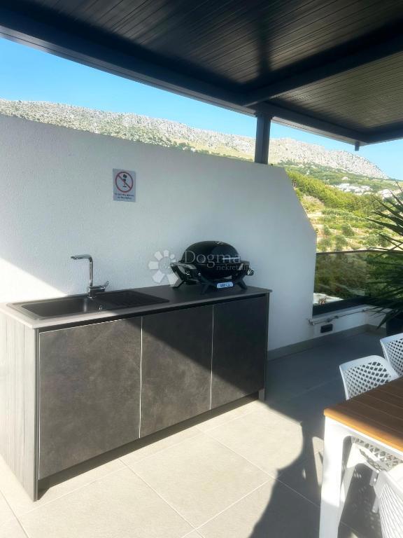 Allogio Podstrana, 135m2