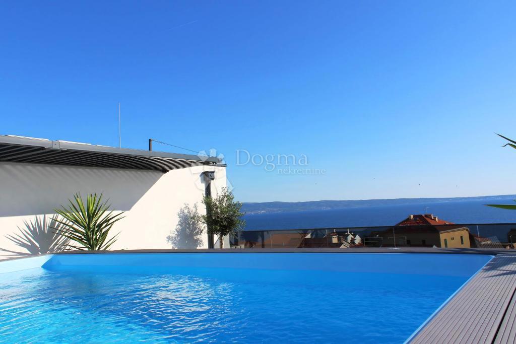 Allogio Podstrana, 135m2