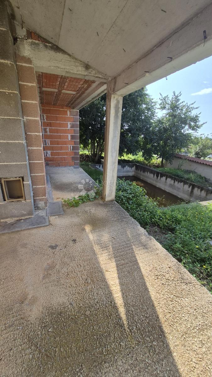 Bella casa nella fase Roch Bau, superficie abitabile utilizzabile 181,61 m2