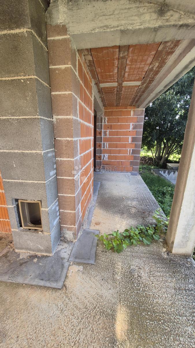 Bella casa nella fase Roch Bau, superficie abitabile utilizzabile 181,61 m2