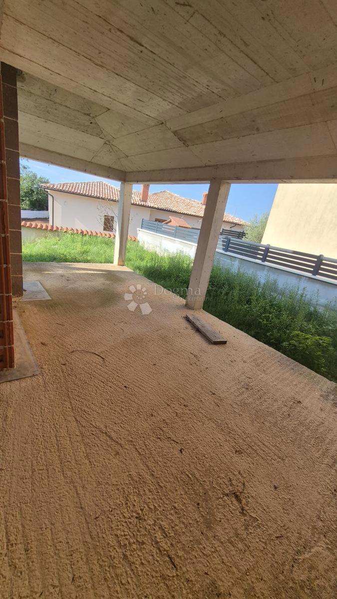 Bella casa nella fase Roch Bau, superficie abitabile utilizzabile 181,61 m2