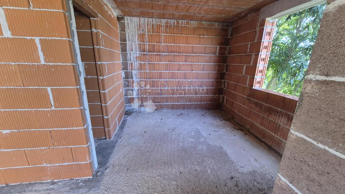 Bella casa nella fase Roch Bau, superficie abitabile utilizzabile 181,61 m2