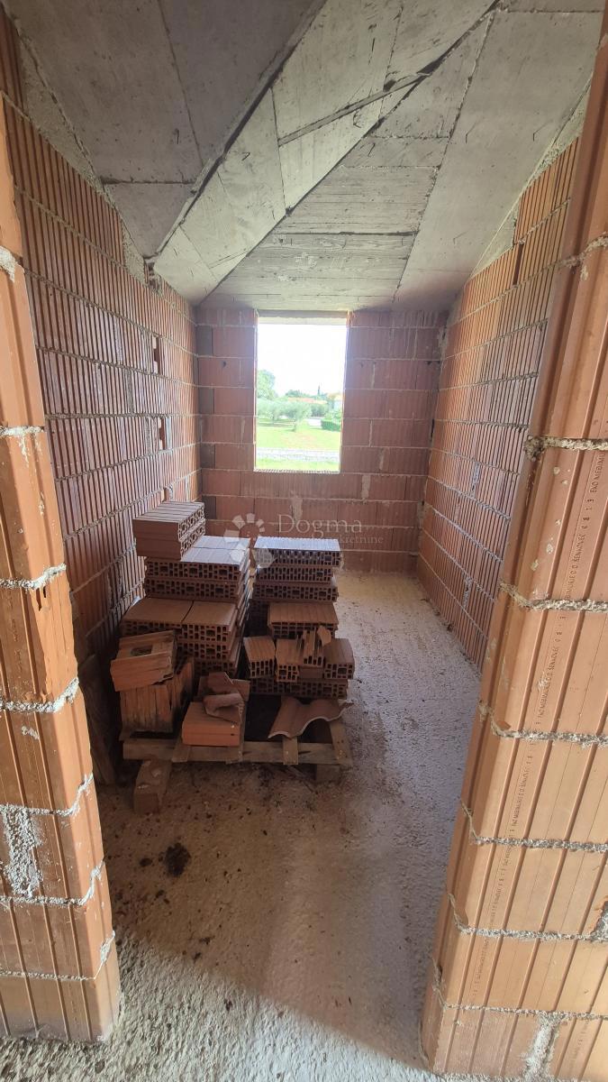 Bella casa nella fase Roch Bau, superficie abitabile utilizzabile 181,61 m2