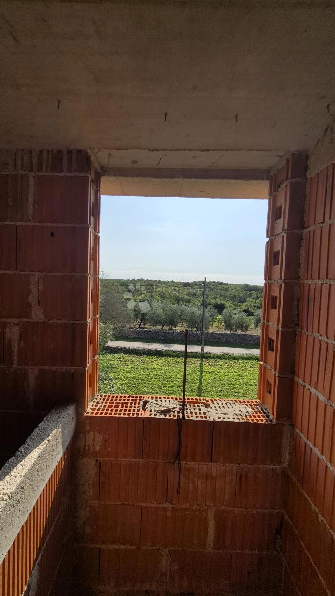 Bella casa nella fase Roch Bau, superficie abitabile utilizzabile 181,61 m2