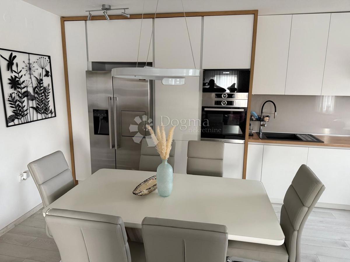 Allogio Centar, Varaždin, 107,30m2