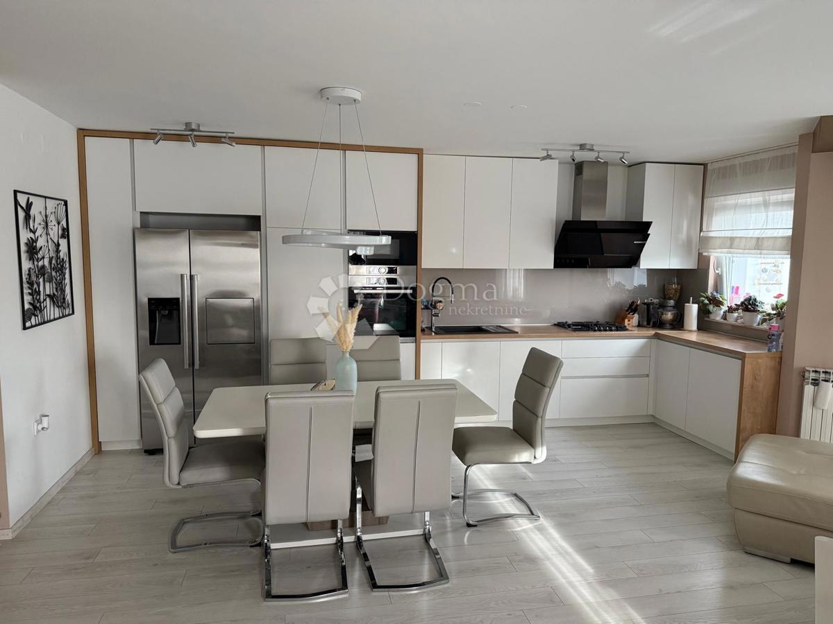 Allogio Centar, Varaždin, 107,30m2