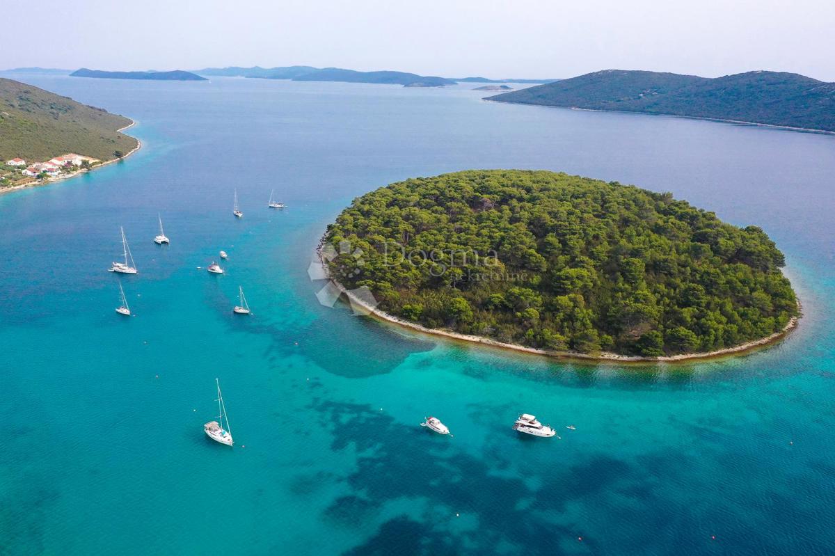 Autentica casa in pietra sull'isola di Molat - Investimento in pace, lusso e tradizione (-RK-), 140m2