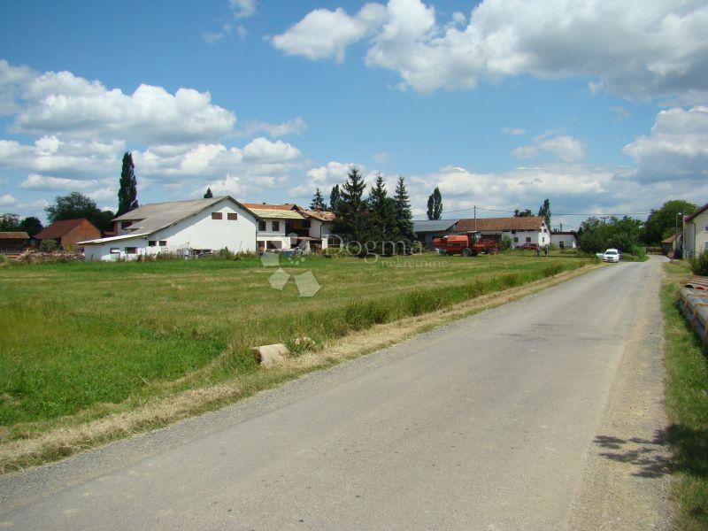 Terreno edificabile Sveta Helena, Sveti Ivan Zelina, 3.079m2