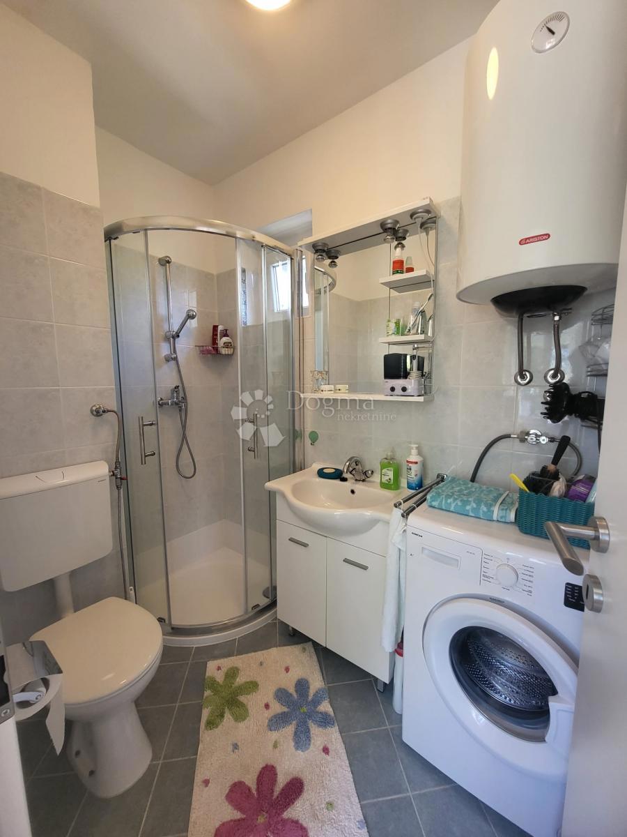 Appartamento completamente ristrutturato con balcone vicino al mare - BARARIGA