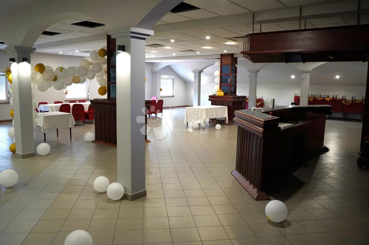 Locale commerciale Bartolovec, Trnovec Bartolovečki, 4.376m2