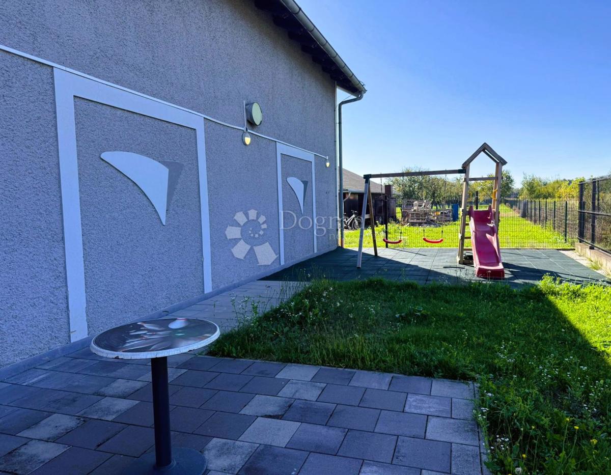 Locale commerciale Bartolovec, Trnovec Bartolovečki, 4.376m2