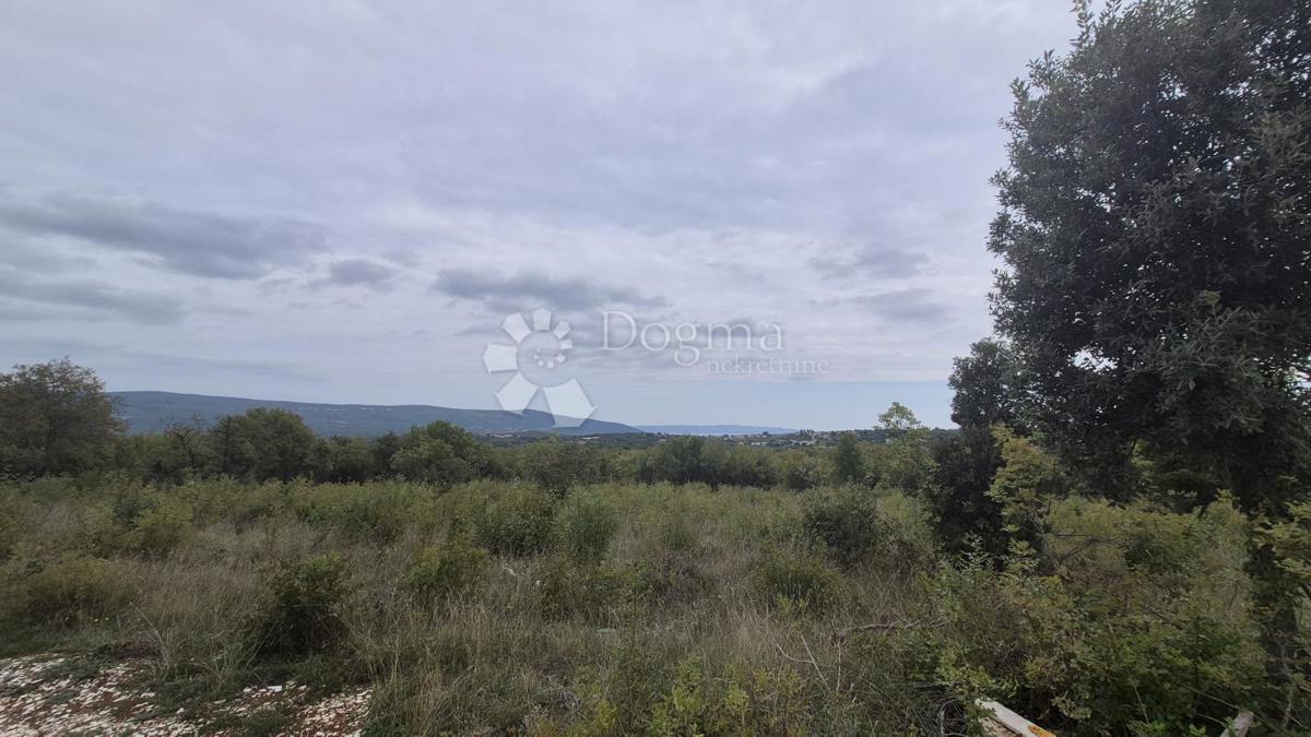 Terreno edificabile Rakalj, Marčana, 2.878m2