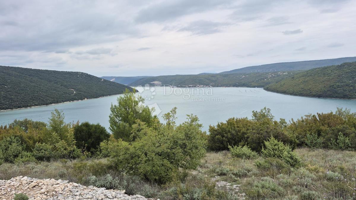 Terreno edificabile Rakalj, Marčana, 2.878m2